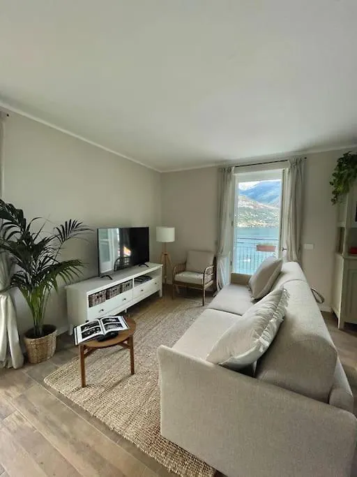 Il Noce Lake View Apartment Lezzeno